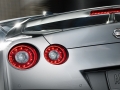 2018 Nissan GT-R 16
