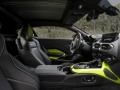 2019 Aston Martin Vantage Volante3
