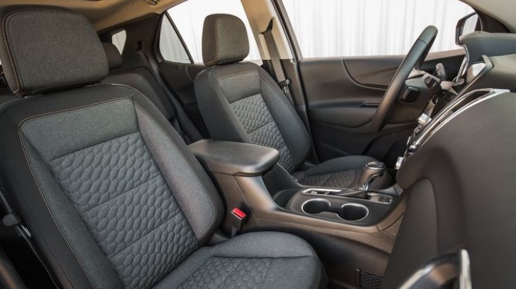 2018 Chevrolet Equinox Diesel Interior
