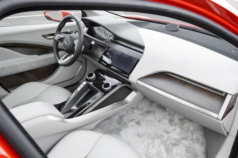 2019 Jaguar I-Pace Interior