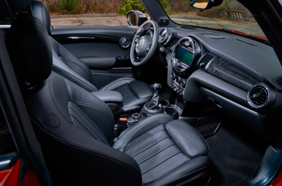 2019 Mini Cooper S Convertible Interior