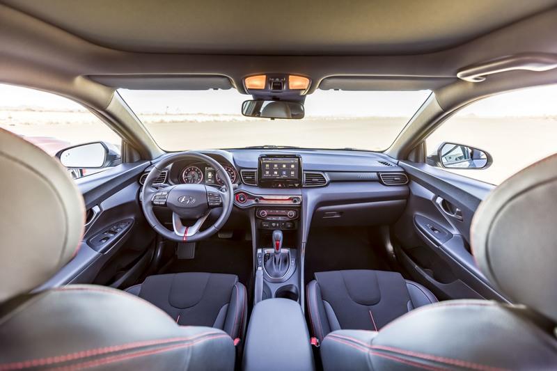 2020 Hyundai Veloster Cabrio Interior